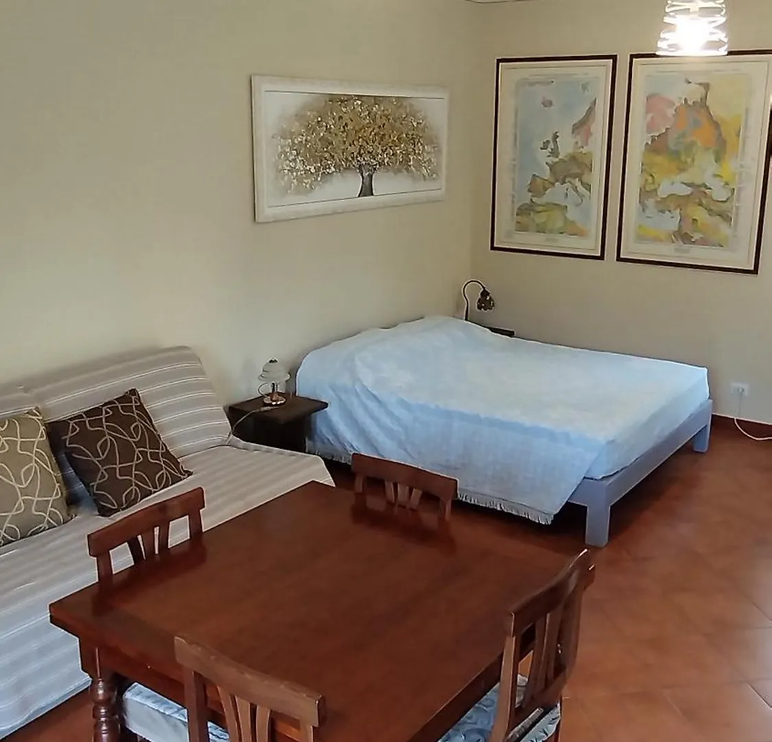 La Casina Villa Barga 0*,  Italy