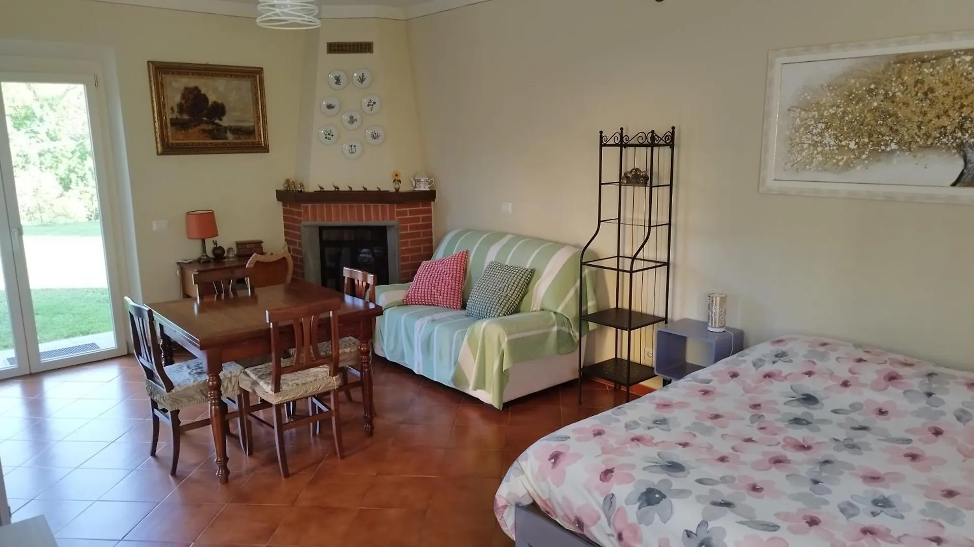 La Casina Villa Barga 0*,  Italië