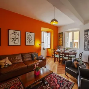 Casa Robina Barga